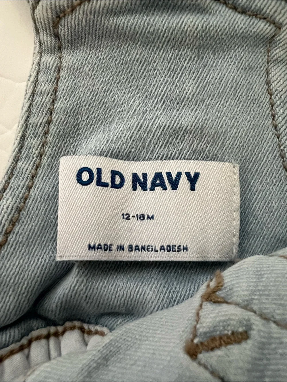 12-18m Girl Toddler light blue denim overall Skirt,  NWOT, Old Navy